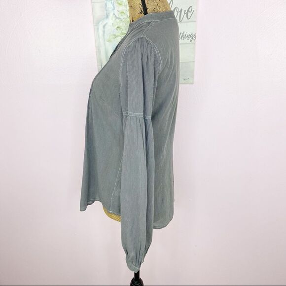 Converse One Star Striped Puntuck Pleat Henley Blouse Gray Medium Long Sleeve - Picture 2 of 11